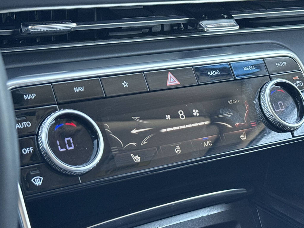 Thumbnail: 2024 Genesis GV80 - 26