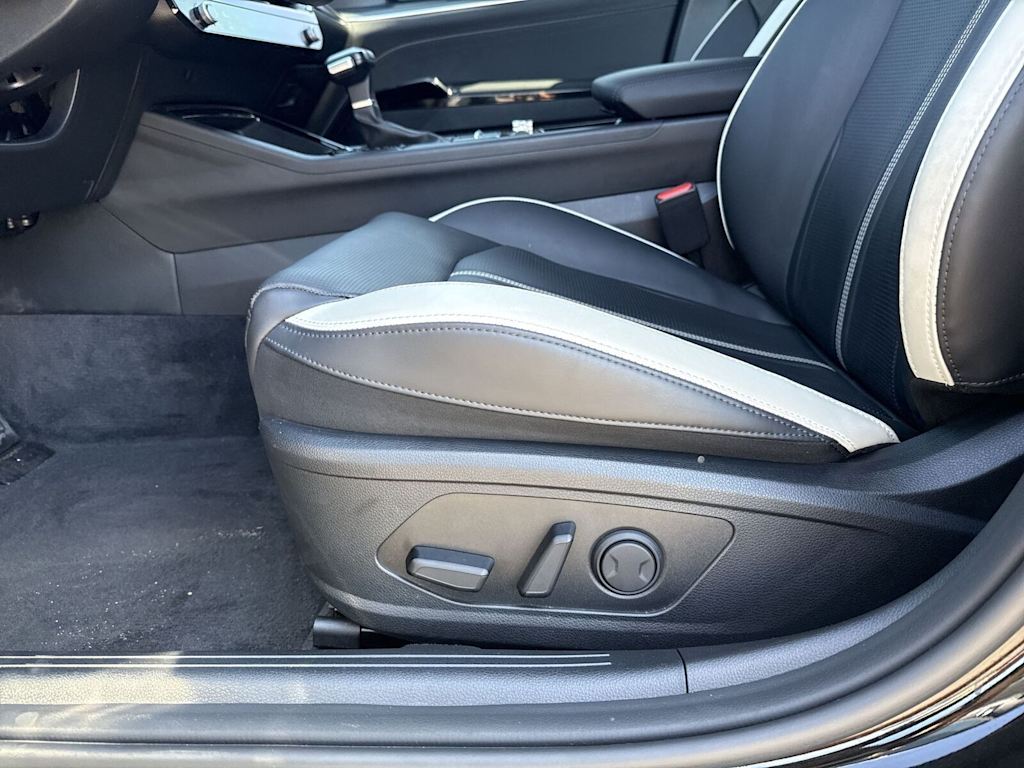 Thumbnail: 2025 Kia K5 - 24