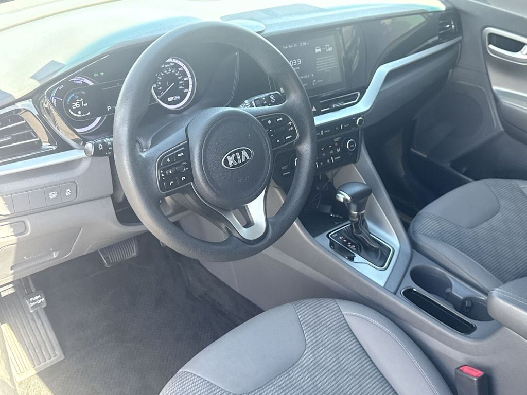 2020 Kia Niro LX 14