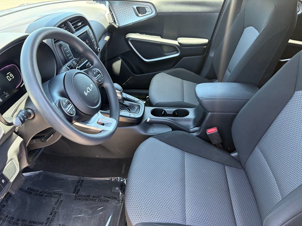 Thumbnail: 2023 Kia Soul - 9