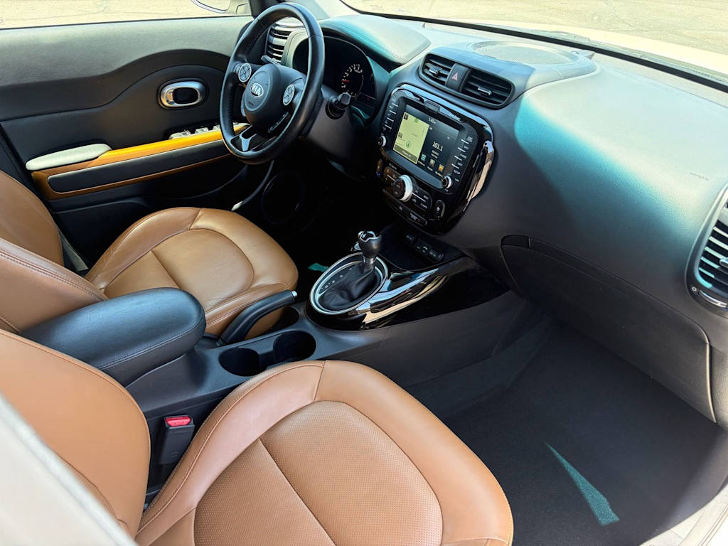 Thumbnail: 2016 Kia Soul - 14