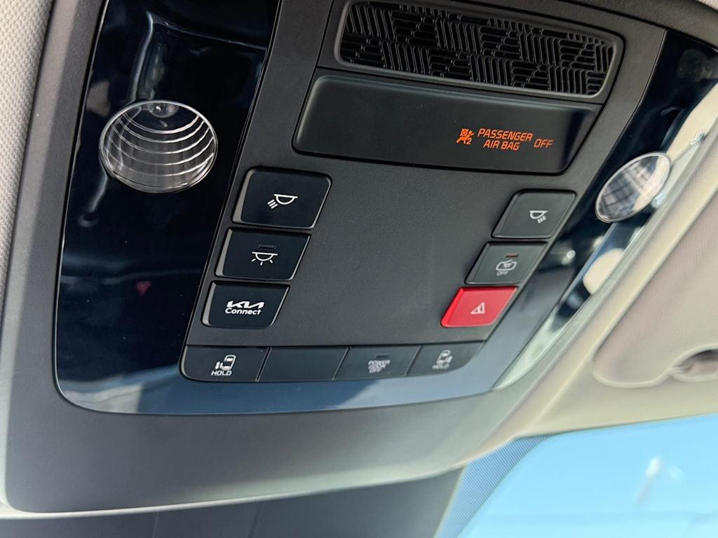 Thumbnail: 2025 Kia Carnival - 23