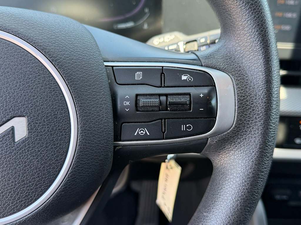 Thumbnail: 2023 Kia Sportage - 15