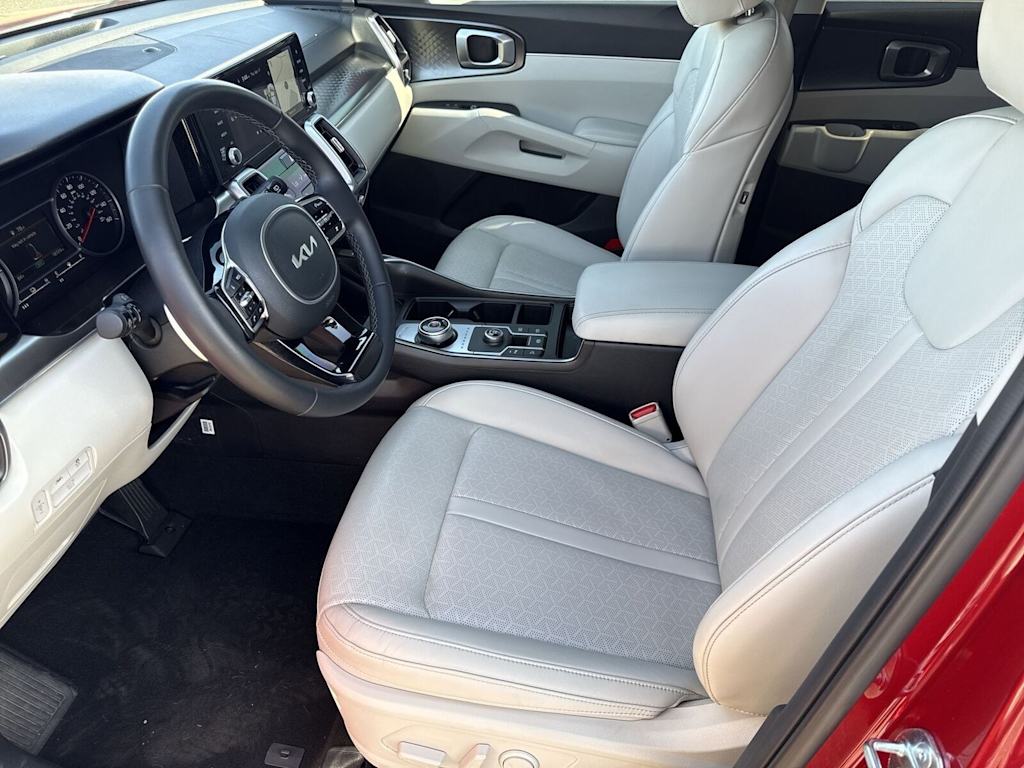 2023 Kia Sorento EX 20