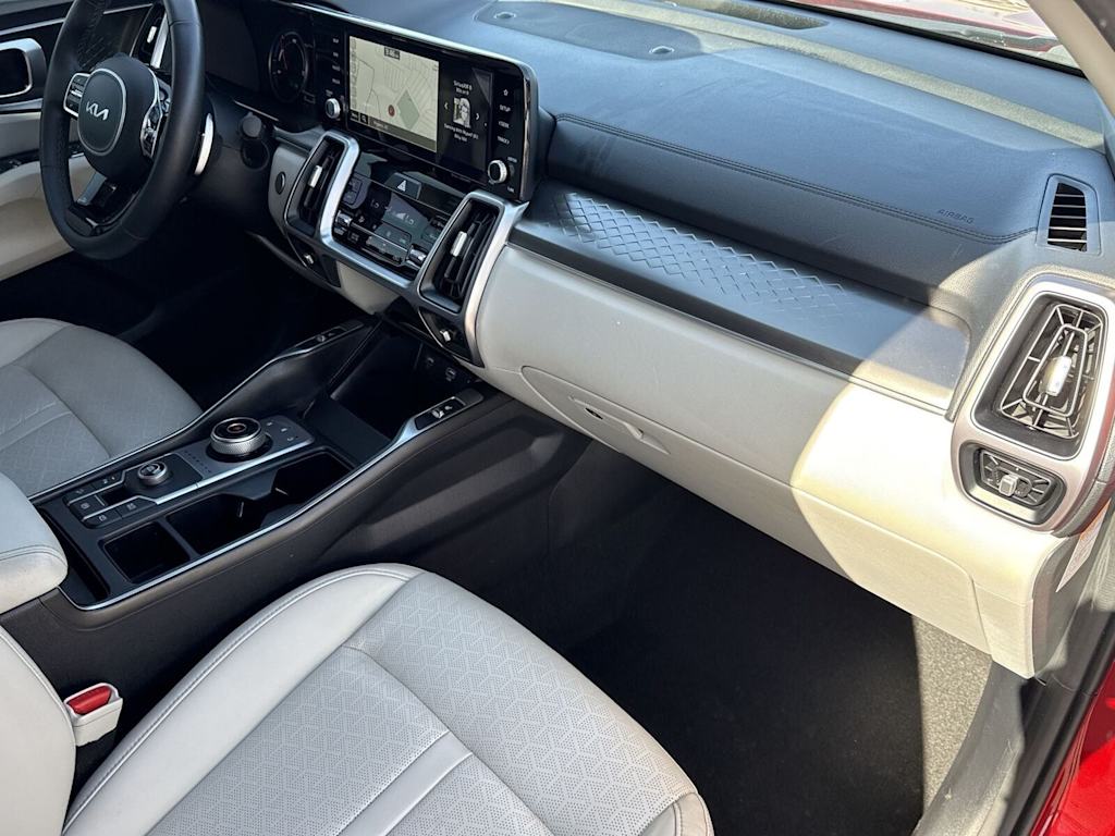 2023 Kia Sorento EX 2