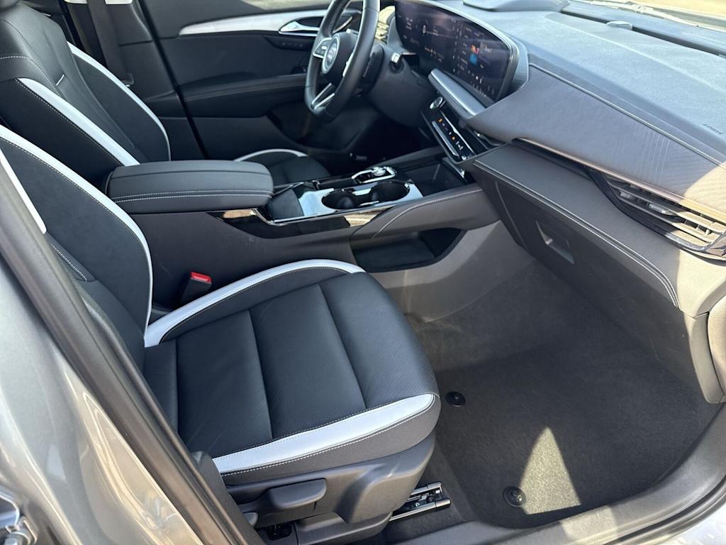 Thumbnail: 2025 Buick Envision - 10