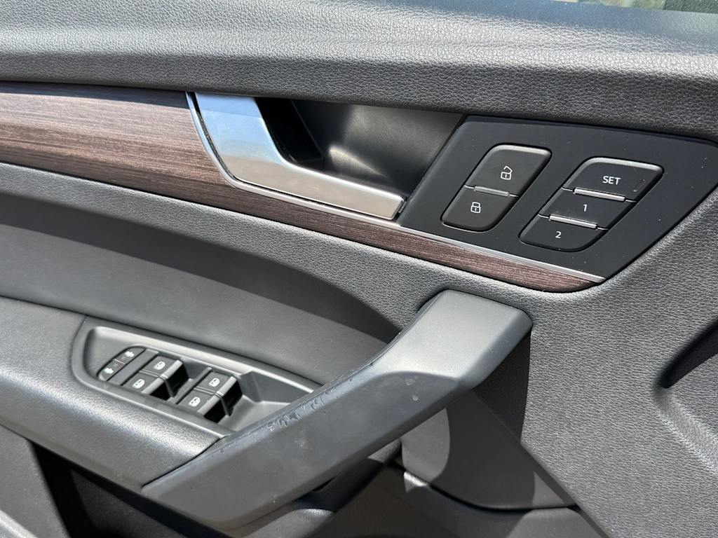 Thumbnail: 2021 Audi Q5 - 20
