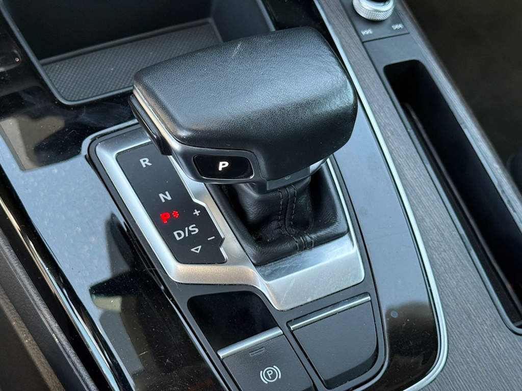 Thumbnail: 2021 Audi Q5 - 8