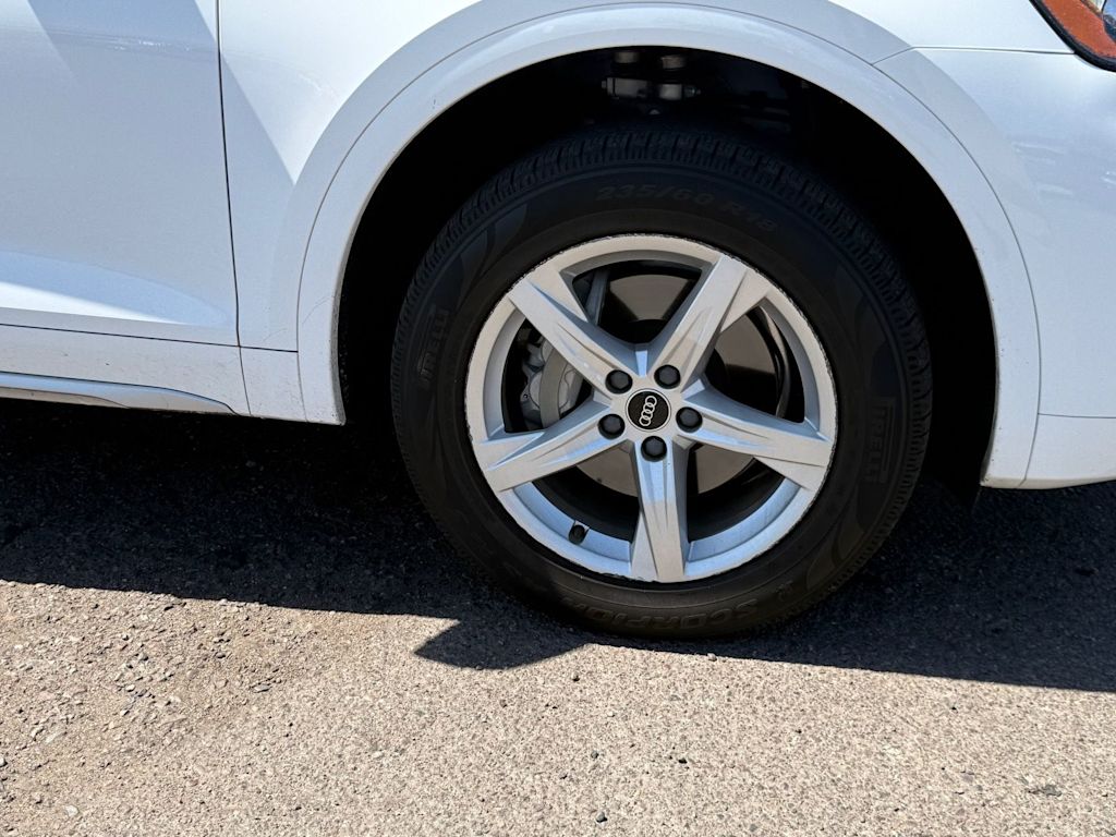 Thumbnail: 2021 Audi Q5 - 5