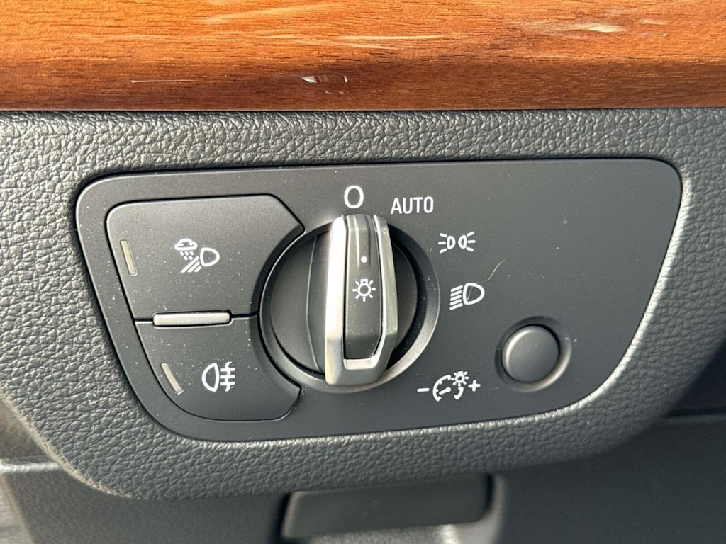 Thumbnail: 2023 Audi Q5 - 34