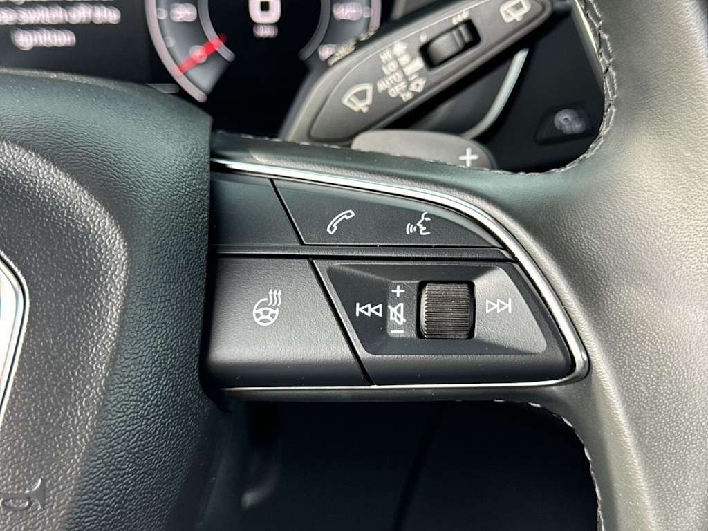 Thumbnail: 2023 Audi Q5 - 32