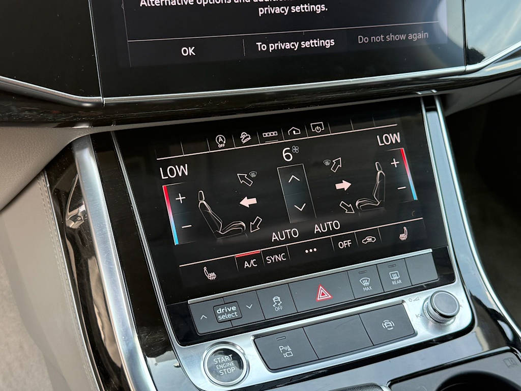 Thumbnail: 2024 Audi Q7 - 24