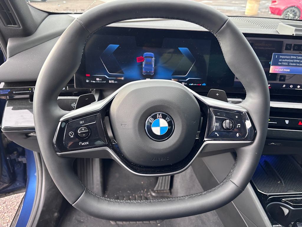 Thumbnail: 2025 BMW 5 Series - 2