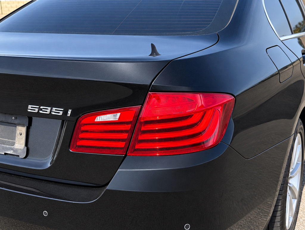 Thumbnail: 2016 BMW 5 Series - 20