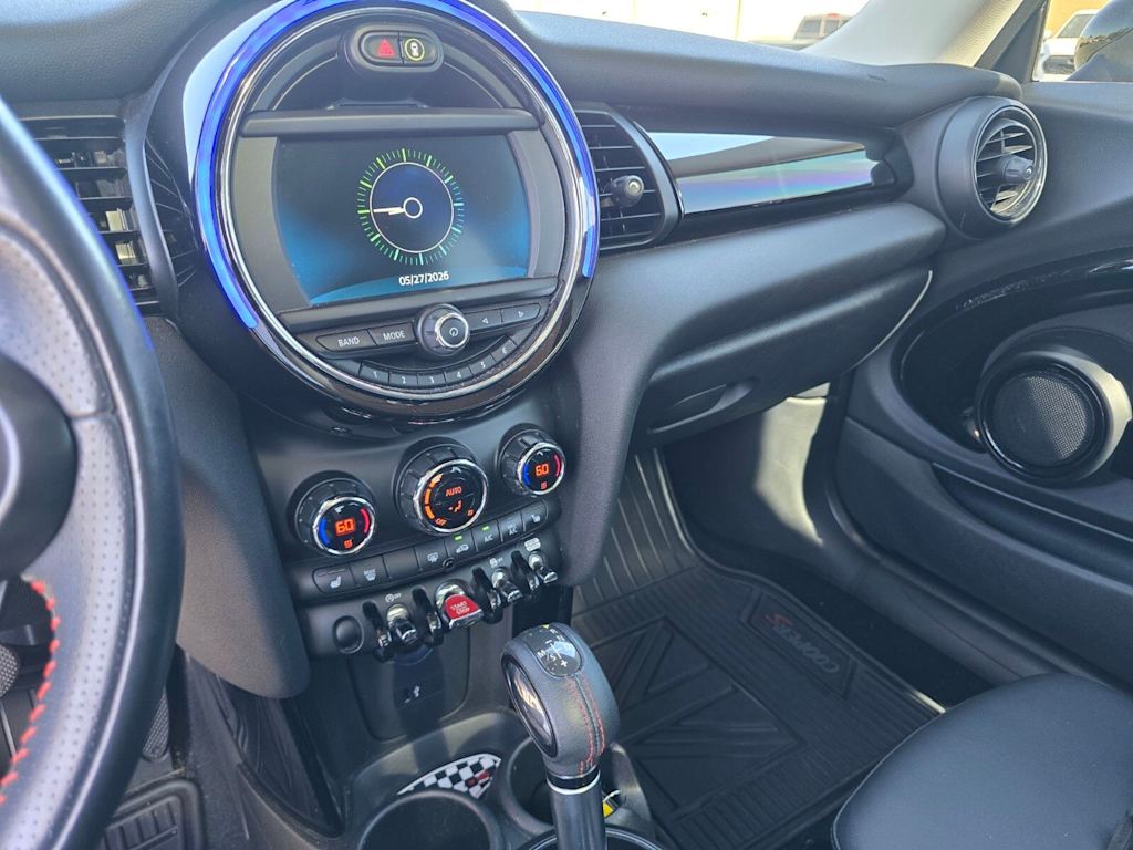 Thumbnail: 2019 MINI Cooper - 11