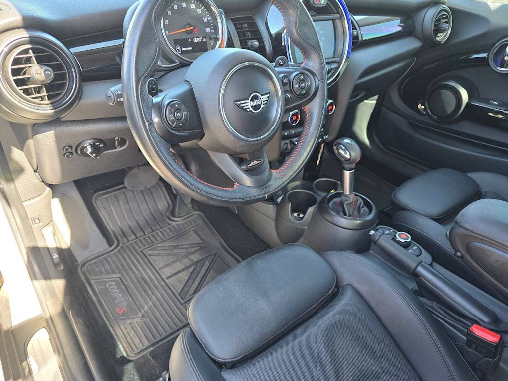 Thumbnail: 2019 MINI Cooper - 8