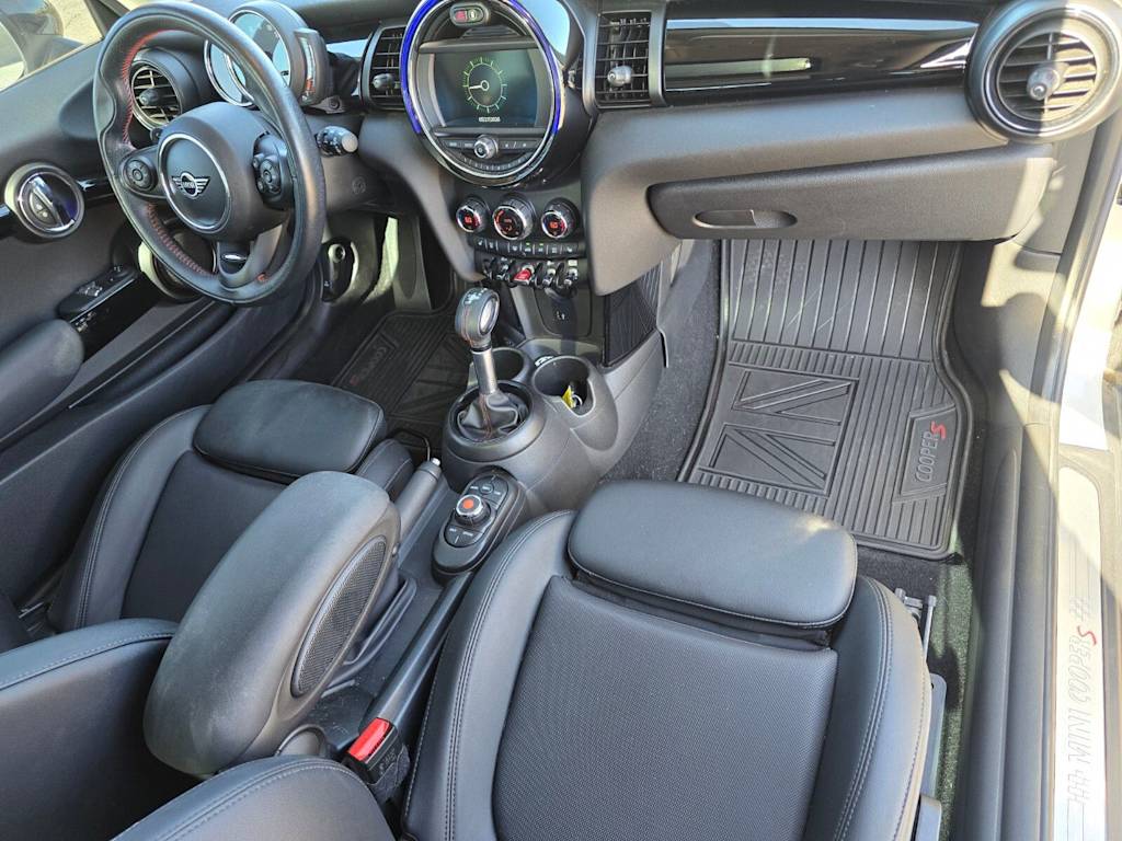 Thumbnail: 2019 MINI Cooper - 2