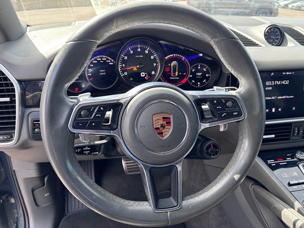 Thumbnail: 2020 Porsche Cayenne - 10