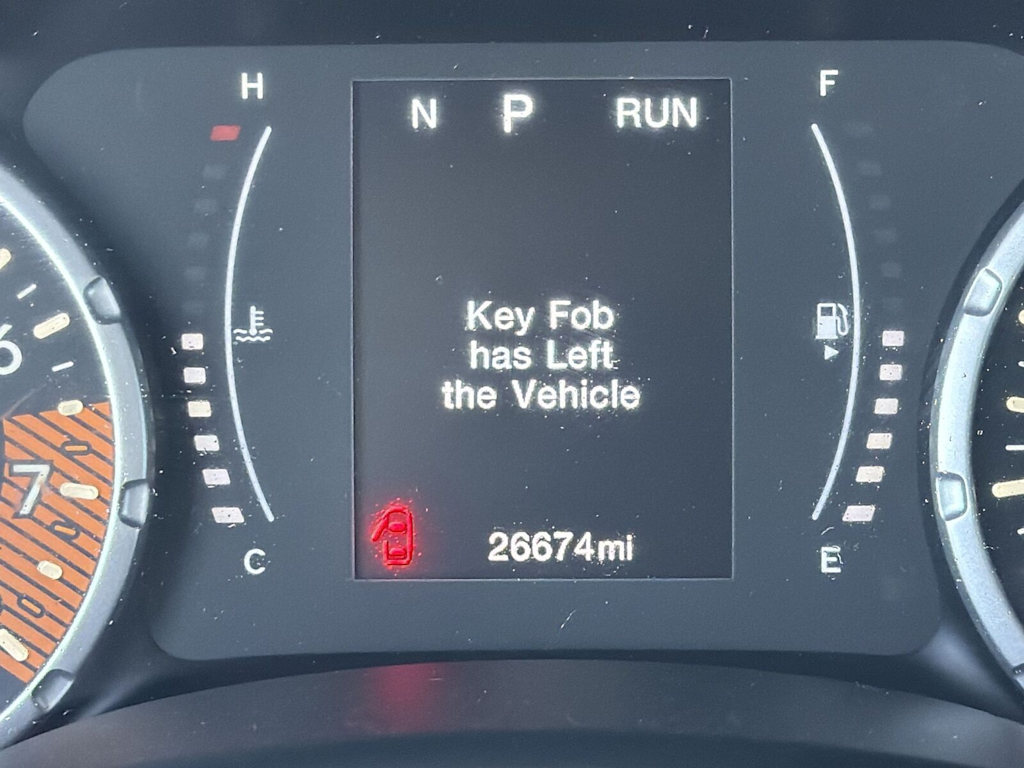 Thumbnail: 2023 Jeep Renegade - 15