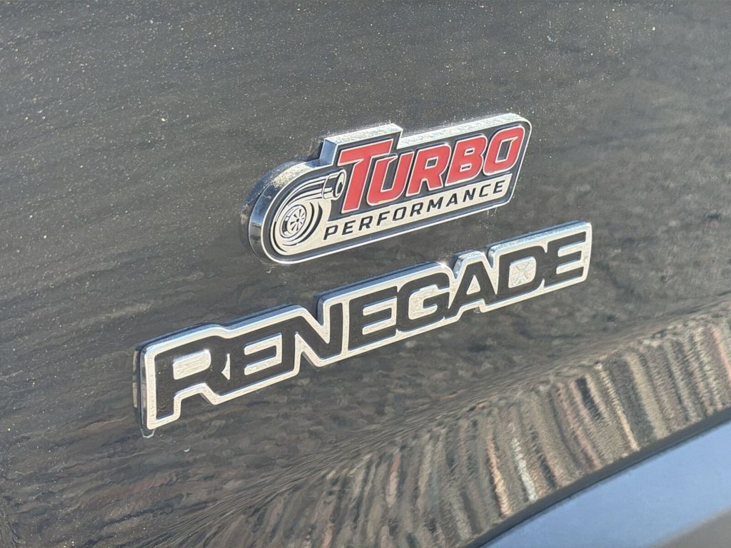 Thumbnail: 2023 Jeep Renegade - 34