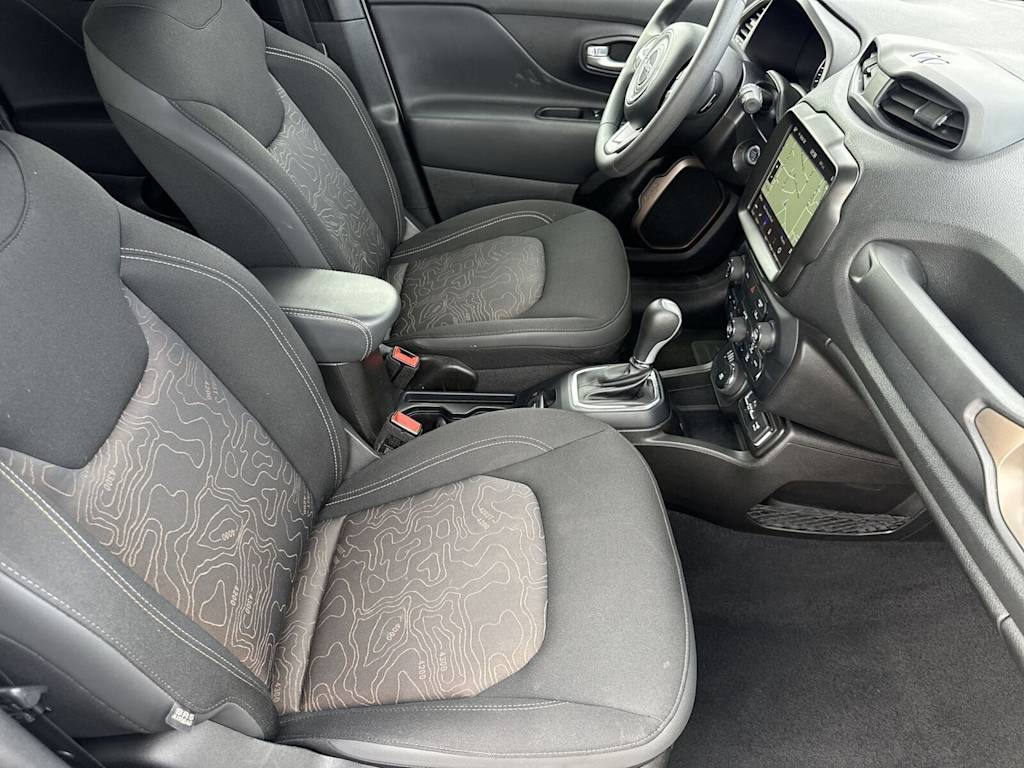 Thumbnail: 2023 Jeep Renegade - 11