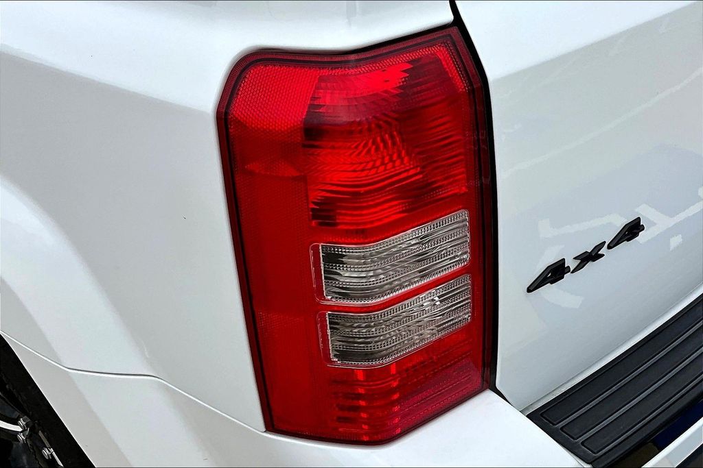Thumbnail: 2015 Jeep Patriot - 33