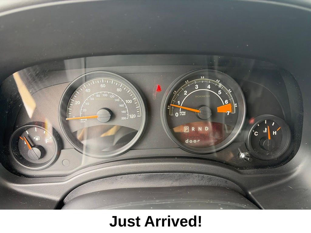 Thumbnail: 2014 Jeep Patriot - 7