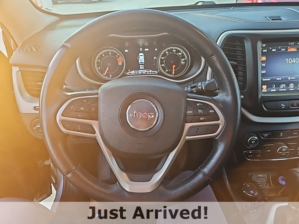 Thumbnail: 2017 Jeep Cherokee - 2