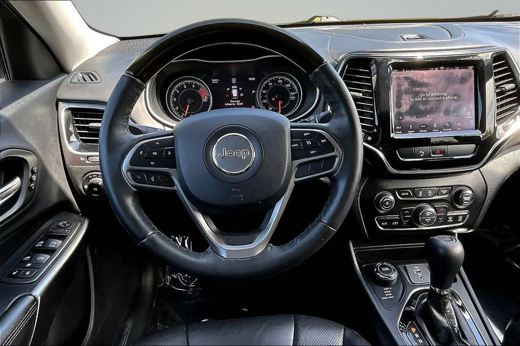 Thumbnail: 2019 Jeep Cherokee - 2