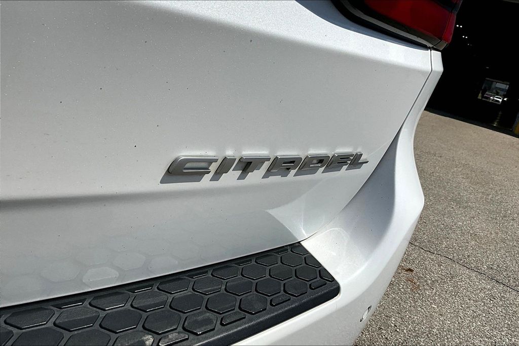 Thumbnail: 2019 Dodge Durango - 6