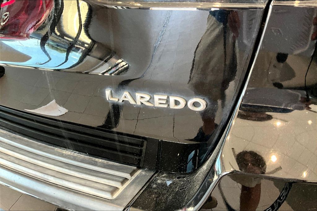 Thumbnail: 2018 Jeep Grand Cherokee - 6
