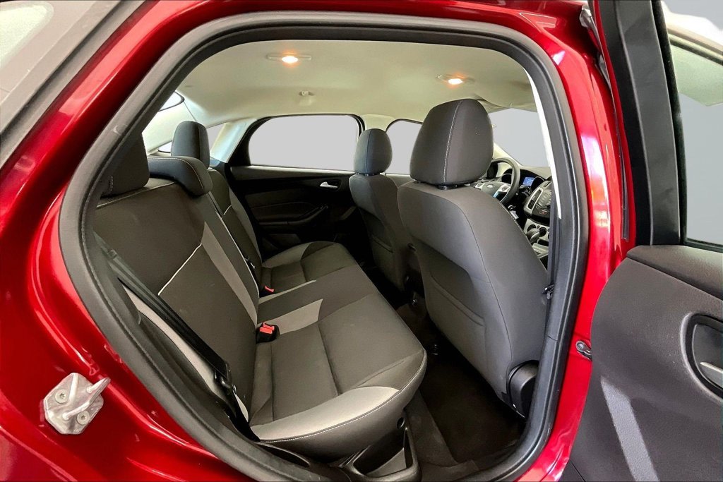 Thumbnail: 2014 Ford Focus - 30