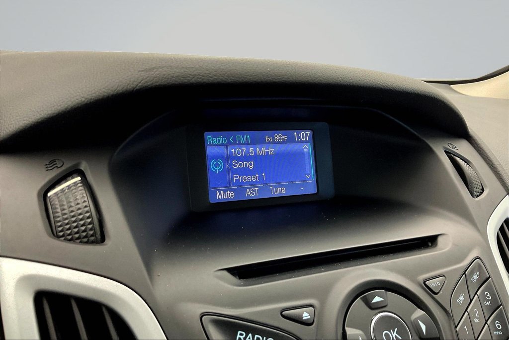 Thumbnail: 2014 Ford Focus - 14