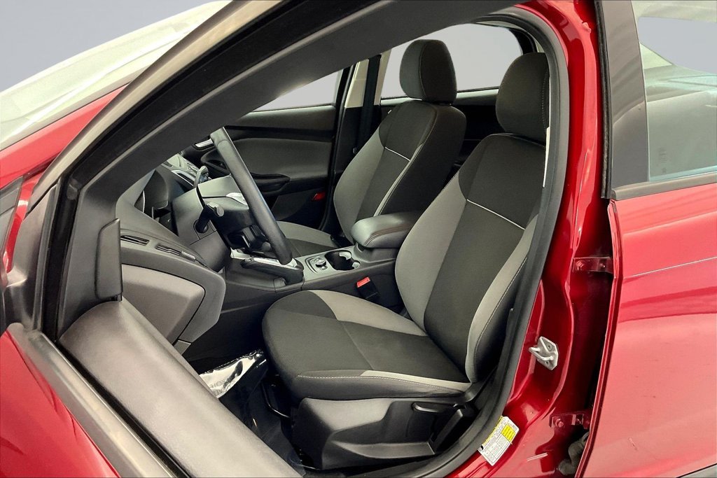 Thumbnail: 2014 Ford Focus - 10