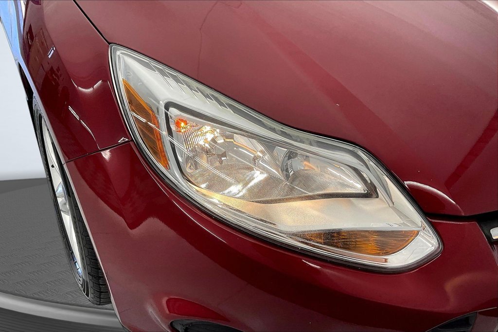 Thumbnail: 2014 Ford Focus - 32