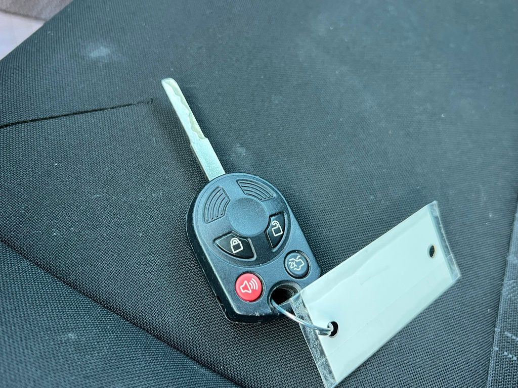 Thumbnail: 2015 Ford Focus - 16