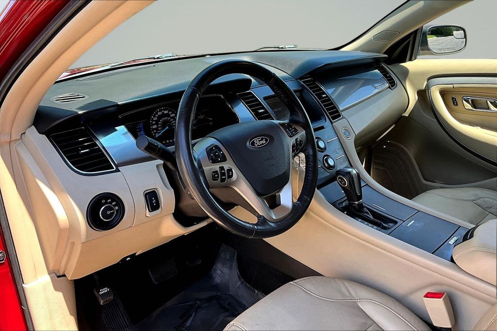 Thumbnail: 2014 Ford Taurus - 12