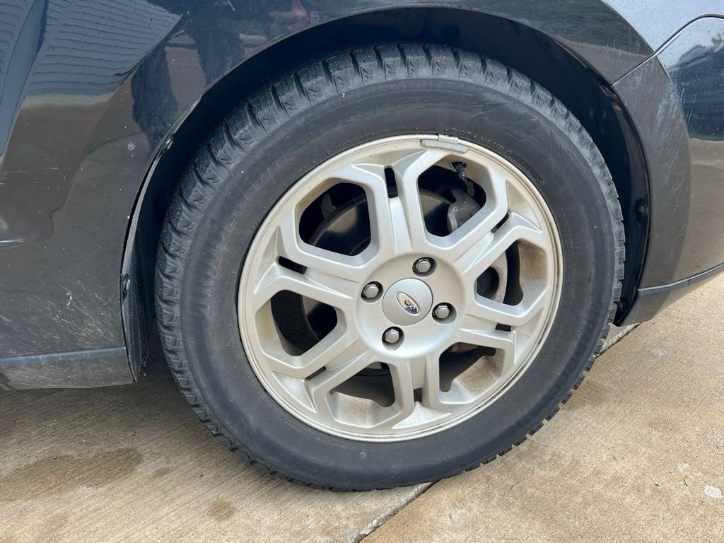 Thumbnail: 2009 Ford Focus - 25