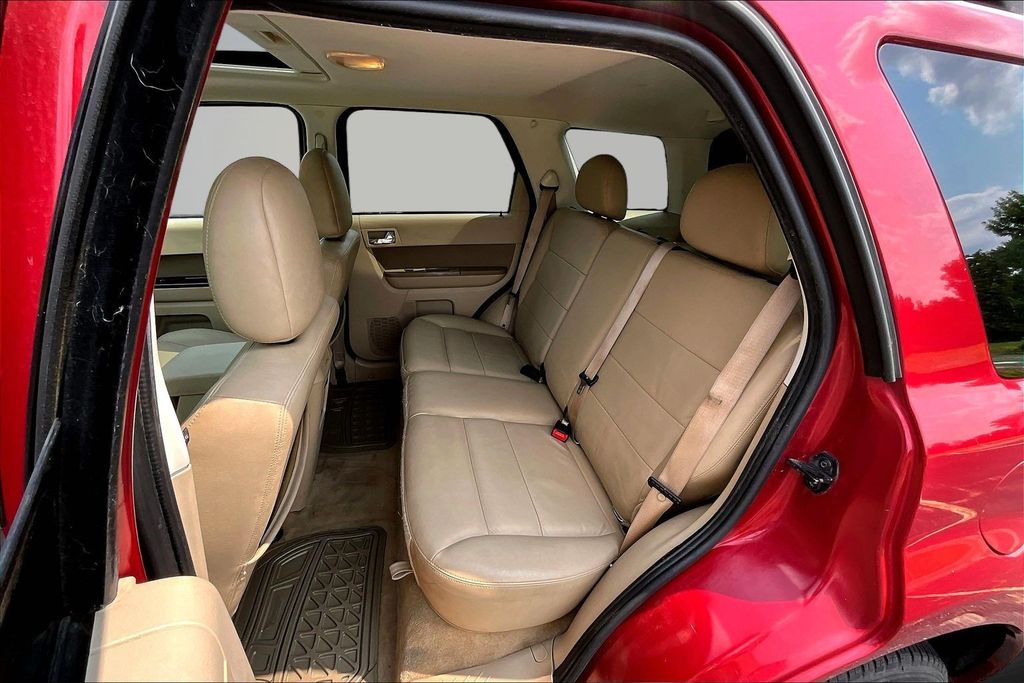 Thumbnail: 2011 Ford Escape - 29