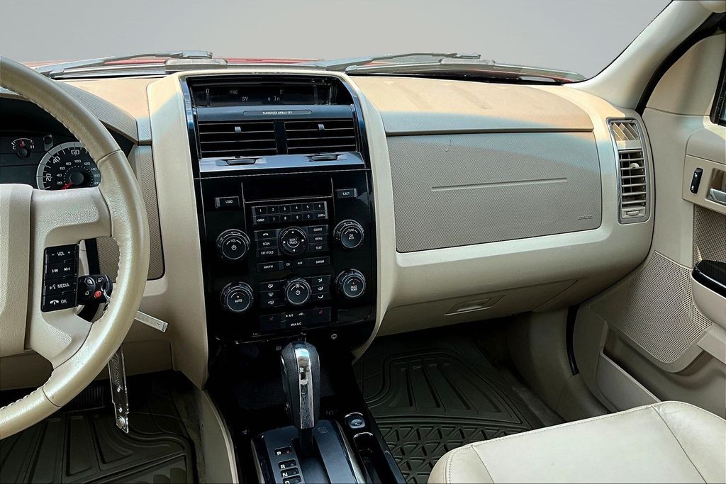 Thumbnail: 2011 Ford Escape - 9