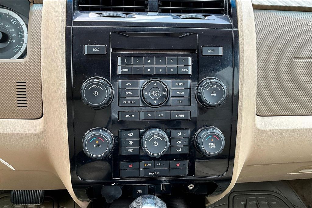 Thumbnail: 2011 Ford Escape - 15