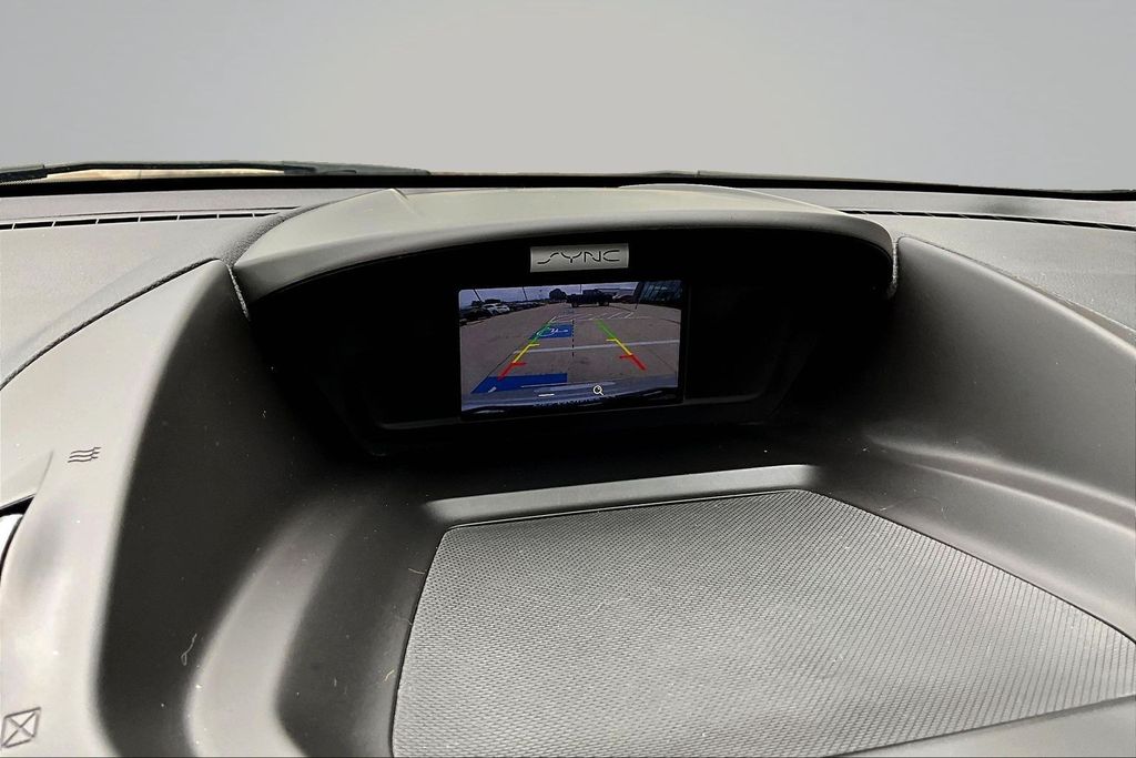 Thumbnail: 2016 Ford Escape - 28