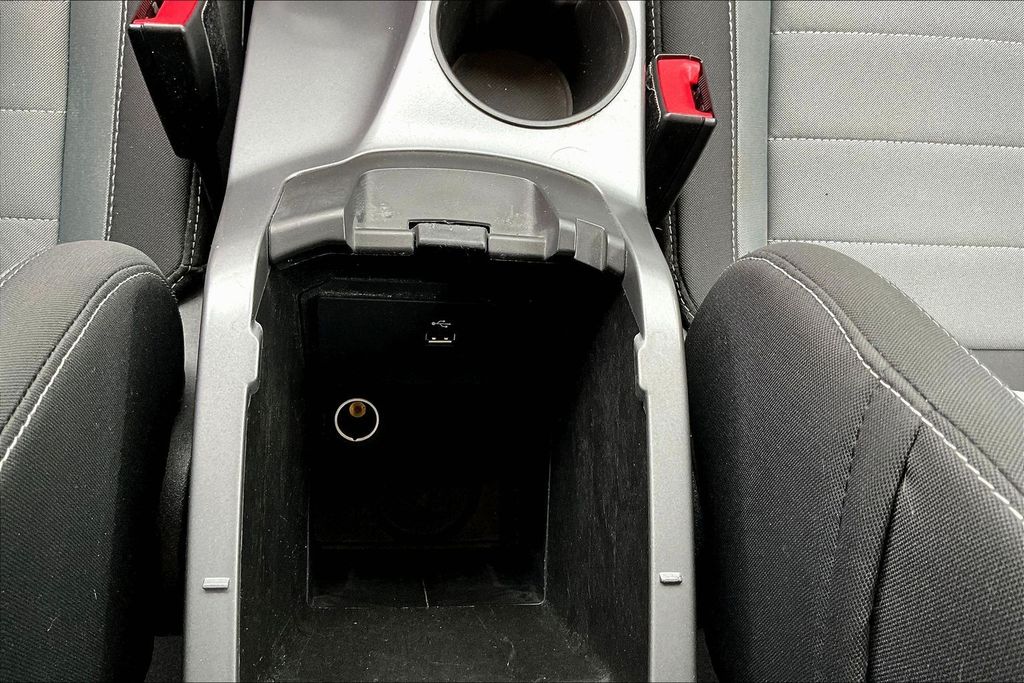Thumbnail: 2016 Ford Escape - 30