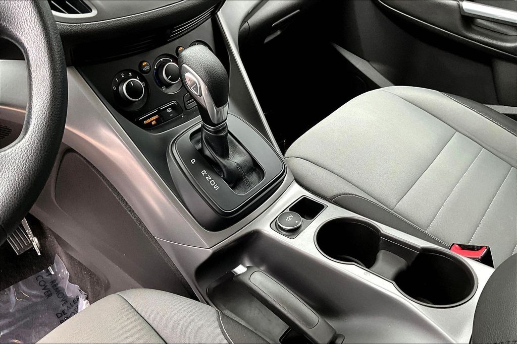 Thumbnail: 2016 Ford Escape - 15