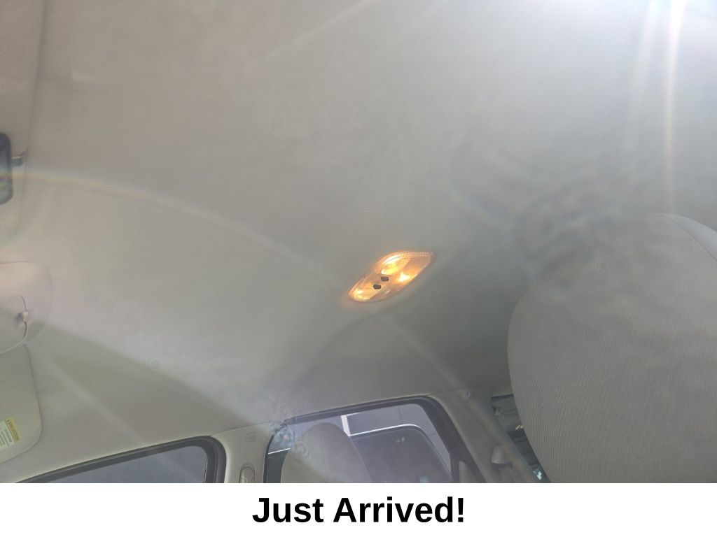 Thumbnail: 2010 Ford Escape - 8