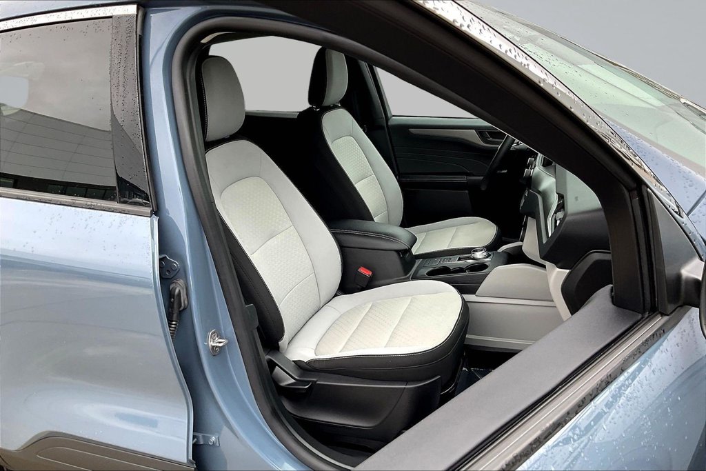 Thumbnail: 2024 Ford Escape - 10