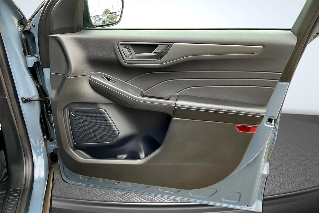 Thumbnail: 2024 Ford Escape - 24