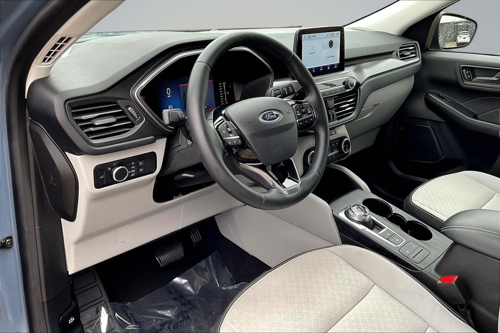 Thumbnail: 2024 Ford Escape - 13