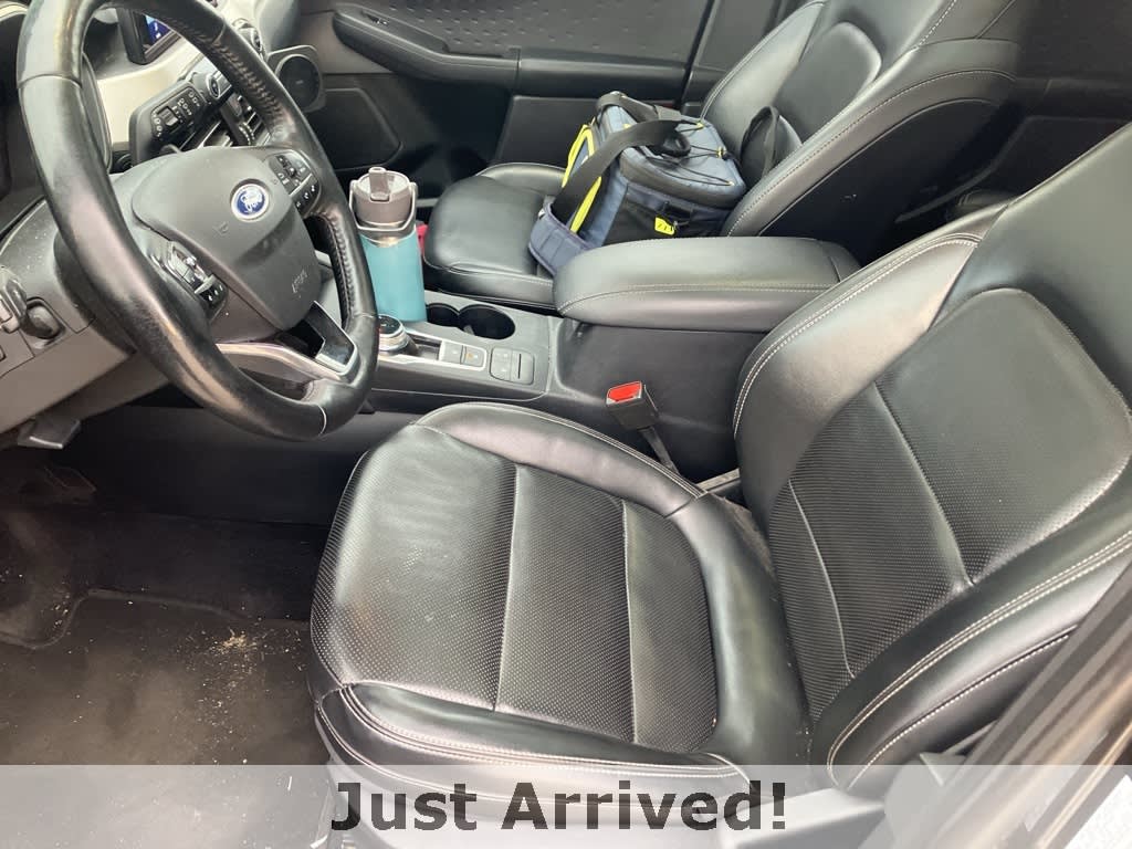 Thumbnail: 2020 Ford Escape - 6