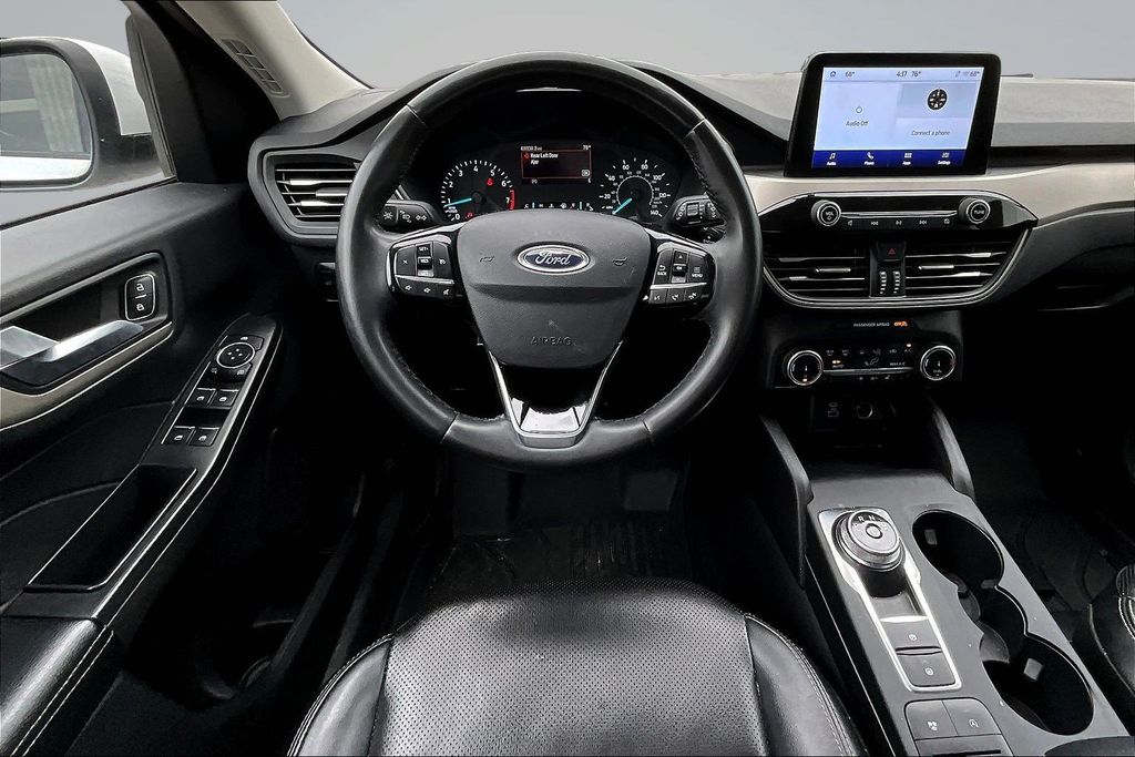 Thumbnail: 2022 Ford Escape - 2